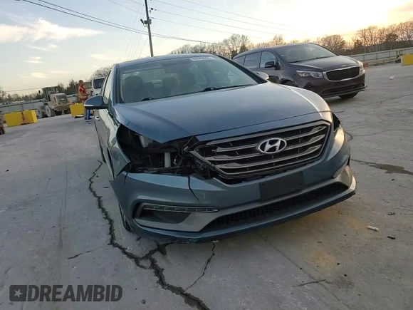 2016 Hyundai Sonata Sport with VIN 5NPE34AF5GH426562, listed as a Copart auction lot 46940005 with 117,519 mi miles and Clean Title. Bid and sale history available at DreamBid. Image 10.