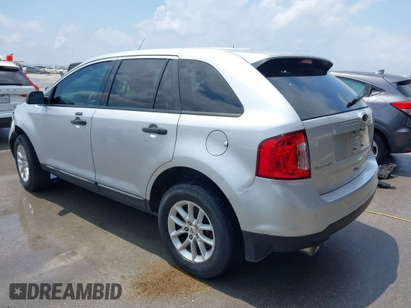 2013 Ford Edge SE with VIN 2FMDK3GC0DBE33153, listed as a IAAI auction lot 42366900 with 130,894 mi miles and . Bid and sale history available at DreamBid. Image 3.