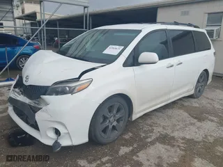 2015 Toyota Sienna SE with VIN 5TDXK3DC7FS599287, listed as a IAAI auction lot 41565671 with 111,626 mi miles. Bid and sale history available at carsss.com. Image 17.