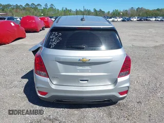 2021 Chevrolet Trax LS with VIN KL7CJKSB7MB306320, listed as a IAAI auction lot 40602503 with 1 mi miles. Bid and sale history available at carsss.com. Image 16.