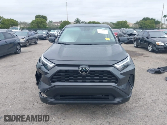 2025 Toyota RAV4 LE with VIN 2T3H1RFV9SW368568, listed as a IAAI auction lot 41330480 with 1,061 mi miles. Bid and sale history available at carsss.com. Image 12.