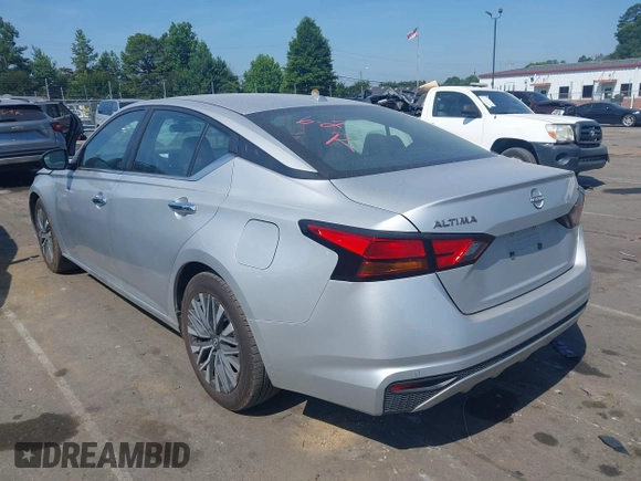 2024 Nissan Altima SV with VIN 1N4BL4DV4RN311594, listed as a IAAI auction lot 42544589 with 42,469 mi miles and . Bid and sale history available at DreamBid. Image 14.