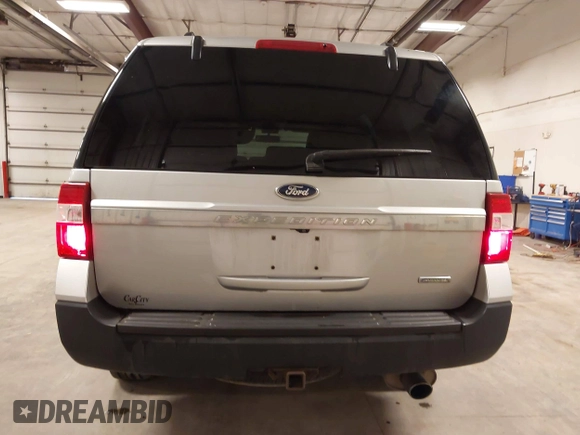 2015 Ford Expedition XL with VIN 1FMJU1GT2FEF24210, listed as a IAAI auction lot 42146158 with 213,276 mi miles and . Bid and sale history available at DreamBid. Image 17.