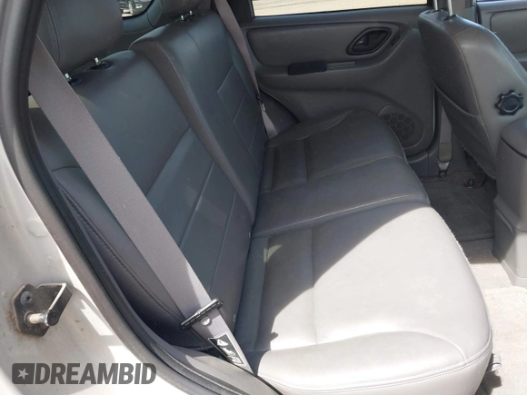 2002 Ford Escape XLT Choice с VIN 1FMYU03102KB75329, выставлен на аукционе IAAI как лот 42063382 с пробегом 129 714 миль миль и . История ставок и продаж доступна на DreamBid. Изображение 8.