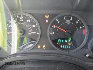 2008 Jeep Patriot Sport с VIN 1J8FT28WX8D781595, выставлен на аукционе IAAI как лот 42720420 с пробегом 153 995 миль миль и . История ставок и продаж доступна на DreamBid. Изображение 7.