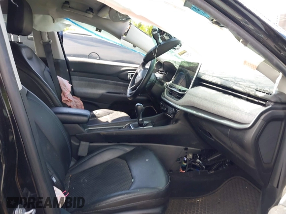 2022 Jeep Compass Latitude with VIN 3C4NJCBB4NT187403, listed as a IAAI auction lot 42109722 with 50,088 mi miles and . Bid and sale history available at DreamBid. Image 5.