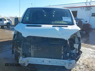 2019 Ford Transit with VIN 1FTYE1YM9KKB70785, listed as a IAAI auction lot 40818143 with 96,199 mi miles. Bid and sale history available at carsss.com. Image 6.