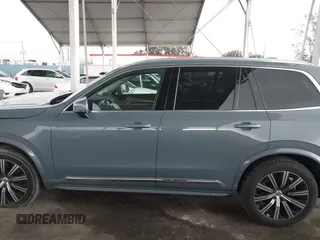 2023 Volvo XC90 Plus z VIN YV4062PN8P1989176, wystawiony jako IAAI lot #41957832 z przebiegiem 27 838 mil mil oraz . Historia ofert i sprzedaży dostępna na DreamBid. Obrazek 14.