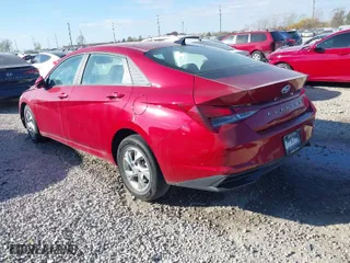 2021 Hyundai Elantra SE with VIN KMHLL4AG9MU176417, listed as a IAAI auction lot 40780073 with 63,347 mi miles. Bid and sale history available at carsss.com. Image 3.