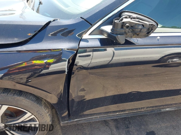 2021 Volkswagen Passat SE z VIN 1VWSA7A30MC003988, wystawiony jako IAAI lot #42238431 z przebiegiem 43 208 mil mil oraz . Historia ofert i sprzedaży dostępna na DreamBid. Obrazek 17.