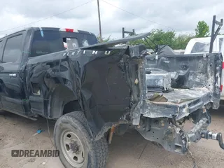 2017 Ford F-250 Lariat with VIN 1FT7W2BT0HEC51082, listed as a IAAI auction lot 42148223 with 164,951 mi miles and . Bid and sale history available at DreamBid. Image 6.