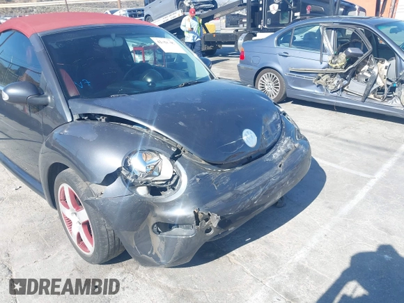 2005 Volkswagen Beetle GLS with VIN 3VWCM31Y65M356204, listed as a IAAI auction lot 42458405 with 32,914 mi miles and . Bid and sale history available at DreamBid. Image 6.