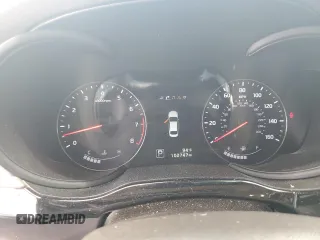 2015 Kia K900 Premium z VIN KNALU4D41F6027488, wystawiony jako Copart lot #65242944 z przebiegiem 102 747 mil mil oraz Szkody całkowita. Historia ofert i sprzedaży dostępna na DreamBid. Obrazek 9.