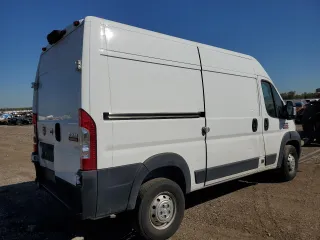2019 Ram ProMaster Cargo Van with VIN 3C6TRVBG3KE529003, listed as a Copart auction lot 75574054 with 204,641 mi miles and Salvage Title. Bid and sale history available at carsss.com. Image 3.
