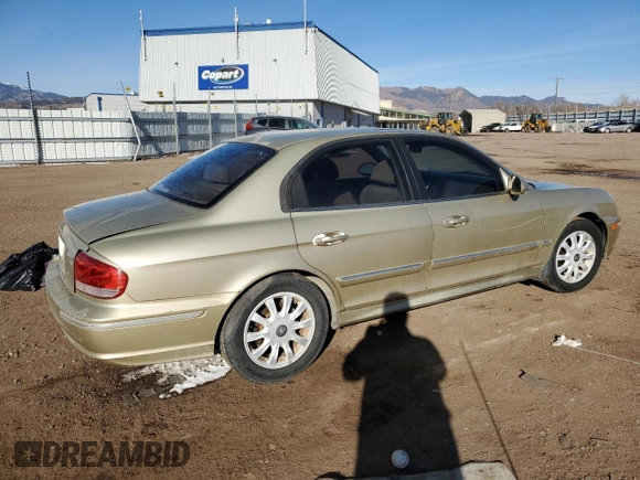 2003 Hyundai Sonata GLS with VIN KMHWF35H33A874765, listed as a Copart auction lot 43804495 with 168,242 mi miles and Salvage Title. Bid and sale history available at carsss.com. Image 3.