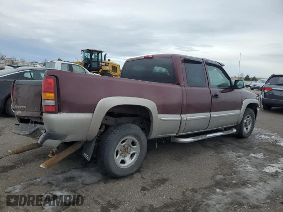 2000 GMC New Sierra 1500 SL with VIN 2GTEC19V1Y1185757, listed as a Copart auction lot 42606995 with 113,635 mi miles and Salvage Title. Bid and sale history available at carsss.com. Image 3.