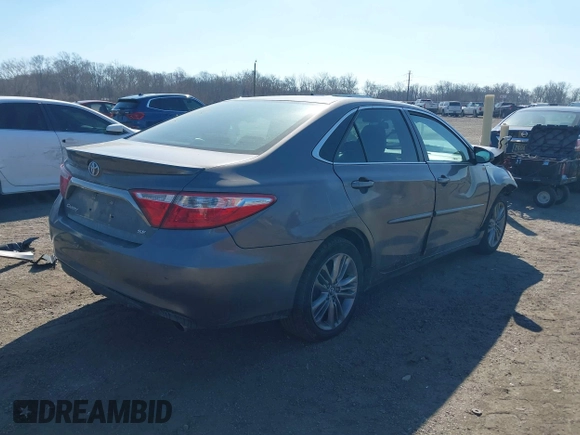 2017 Toyota Camry XLE z VIN 4T1BF1FK3HU424732, wystawiony jako IAAI lot #41684988 z przebiegiem 142 245 mil mil oraz . Historia ofert i sprzedaży dostępna na DreamBid. Obrazek 4.