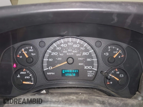 2004 Chevrolet Express Cargo Van with VIN 1GCGG25U641135906, listed as a IAAI auction lot 42038768 with 129,677 mi miles. Bid and sale history available at carsss.com. Image 7.