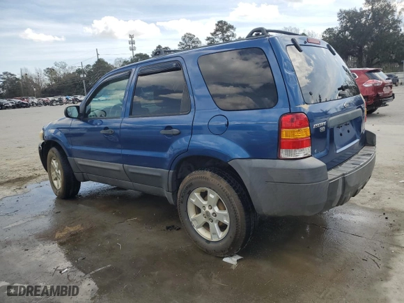 2007 Ford Escape XLT with VIN 1FMYU031X7KA25204, listed as a Copart auction lot 48975175 with 163,354 mi miles and Salvage Title. Bid and sale history available at carsss.com. Image 2.