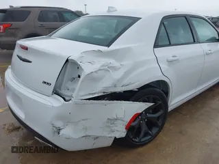 2023 Chrysler 300 Touring with VIN 2C3CCAAG4PH538152, listed as a IAAI auction lot 41894510 with 2,295 mi miles and . Bid and sale history available at DreamBid. Image 6.
