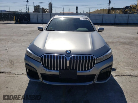 2020 BMW 7 Series 740i with VIN WBA7T2C01LGF96731, listed as a Copart auction lot 47431263 with 43,741 mi miles. Bid and sale history available at carsss.com. Image 5.