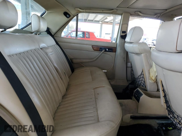 1988 Mercedes-Benz 300 with VIN WDBCA24D4JA424391, listed as a Copart auction lot 52105995 with 223,369 mi miles and Clean Title. Bid and sale history available at DreamBid. Image 10.