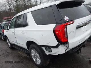 2024 GMC Yukon SLE with VIN 1GKS1AKD4RR121655, listed as a IAAI auction lot 41532210 with 9,551 mi miles. Bid and sale history available at carsss.com. Image 3.