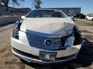 2014 Cadillac ELR z VIN 1G6RR1E48EU600850, wystawiony jako Copart lot #55169115 z przebiegiem 26 604 mil mil oraz Szkody całkowita. Historia ofert i sprzedaży dostępna na DreamBid. Obrazek 5.