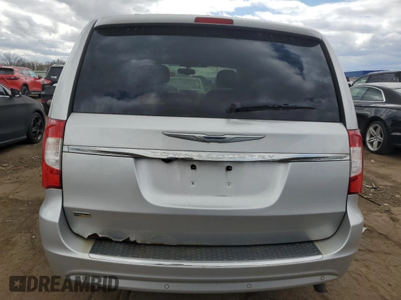 2012 Chrysler Town & Country Touring-L with VIN 2C4RC1CG8CR124251, listed as a Copart auction lot 52277775 with 186,704 mi miles and Clean Title. Bid and sale history available at carsss.com. Image 6.