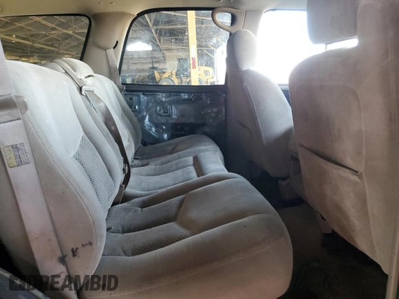 2004 Chevrolet Tahoe LS with VIN 1GNEC13V14R200632, listed as a Copart auction lot 74613094 with 303,254 mi miles and Salvage Title. Bid and sale history available at carsss.com. Image 11.