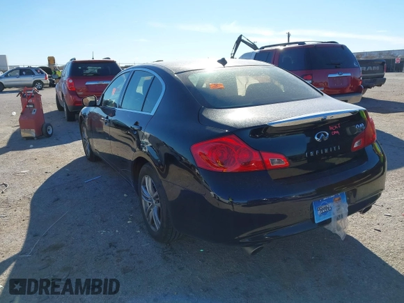 2015 Infiniti Q40 with VIN JN1CV6AR1FM650961, listed as a IAAI auction lot 41256986 with 1 mi miles. Bid and sale history available at carsss.com. Image 3.