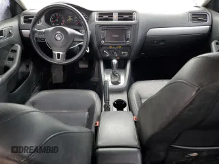 2013 Volkswagen Jetta SE with VIN 3VWDP7AJ6DM360239, listed as a Copart auction lot 47421025 with 119,596 mi miles and Salvage title. Bid and sale history available at DreamBid. Image 8.