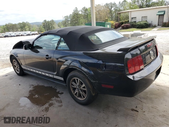 2005 Ford Mustang Deluxe с VIN 1ZVFT84N555231554, выставлен на аукционе Copart как лот 51562685 с пробегом 178 731 миль миль и Списание • Salvage title. История ставок и продаж доступна на DreamBid. Изображение 2.