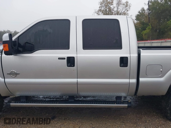 2016 Ford F-250 Lariat z VIN 1FT7W2BT7GEA48687, wystawiony jako IAAI lot #41023657 z przebiegiem 130 443 mil mil oraz . Historia ofert i sprzedaży dostępna na DreamBid. Obrazek 14.