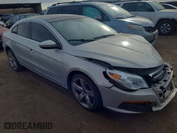 2009 Volkswagen CC 4Motion with VIN WVWGU73C29E548552, listed as a Copart auction lot 38075104 with 123,781 mi miles and Salvage Title. Bid and sale history available at carsss.com. Image 4.