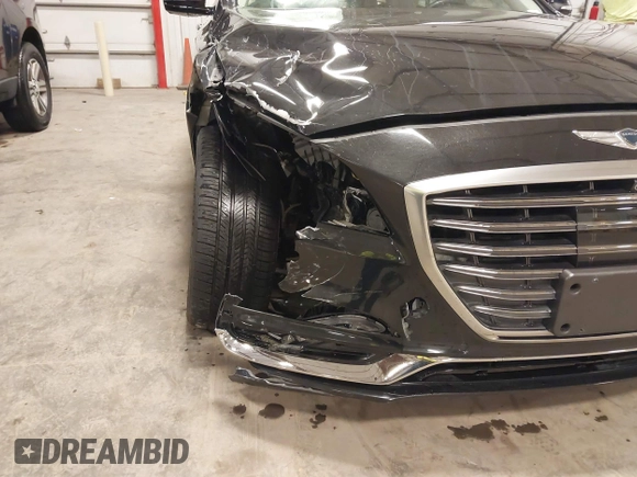 2018 Genesis G80 Ultimate with VIN KMHGN4JF2JU265826, listed as a IAAI auction lot 41749930 with 38,171 mi miles and . Bid and sale history available at carsss.com. Image 6.
