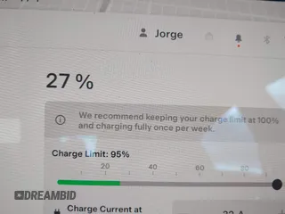 2022 Tesla Model 3 z VIN 5YJ3E1EA5NF164309, wystawiony jako IAAI lot #42195114 z przebiegiem 72 912 mil mil oraz . Historia ofert i sprzedaży dostępna na DreamBid. Obrazek 16.