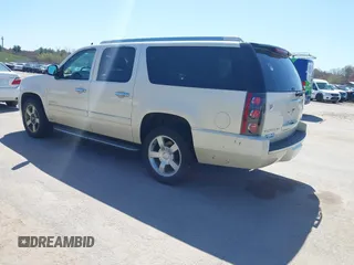 2013 GMC Yukon XL Denali with VIN 1GKS2MEF8DR121386, listed as a IAAI auction lot 42088855 with 174,677 mi miles. Bid and sale history available at carsss.com. Image 3.