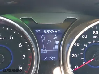 2015 Hyundai Veloster RE:FLEX with VIN KMHTC6AD2FU240091, listed as a IAAI auction lot 41425364 with 68,444 mi miles. Bid and sale history available at carsss.com. Image 15.
