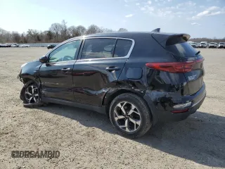 2020 Kia Sportage LX with VIN KNDPMCAC5L7810605, listed as a Copart auction lot 48679385 with 32,195 mi miles and Salvage Title. Bid and sale history available at DreamBid. Image 2.