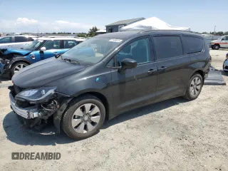 2018 Chrysler Pacifica Hybrid Limited with VIN 2C4RC1N73JR358954, listed as a Copart auction lot 61488615 with 76,267 mi miles and Salvage title. Bid and sale history available at DreamBid. Image 1.