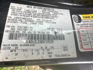 2011 Lincoln MKZ Hybrid with VIN 3LNDL2L33BR759329, listed as a Copart auction lot 48201335 with 131,927 mi miles and Clean Title. Bid and sale history available at carsss.com. Image 10.