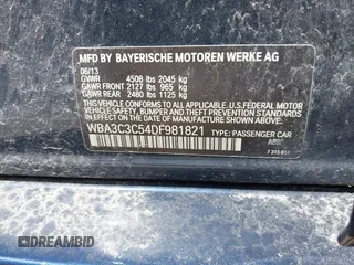 2013 BMW 3 Series 320i xDrive z VIN WBA3C3C54DF981821, wystawiony jako IAAI lot #42252523 z przebiegiem 109 260 mil mil oraz . Historia ofert i sprzedaży dostępna na DreamBid. Obrazek 9.