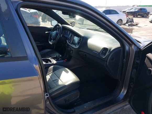 2014 Dodge Charger SXT with VIN 2C3CDXHG2EH256675, listed as a IAAI auction lot 41278616 with 139,709 mi miles. Bid and sale history available at carsss.com. Image 5.