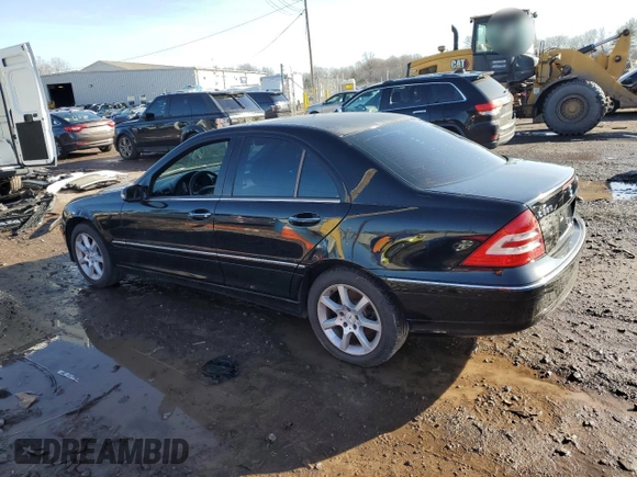 2007 Mercedes-Benz C с VIN WDBRF87J87F887940, выставлен на аукционе Copart как лот 84919644 с пробегом 166 061 миль миль и Чистый • Clean title. История ставок и продаж доступна на DreamBid. Изображение 2.