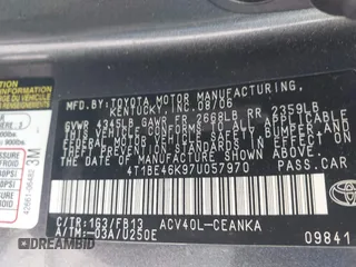 2007 Toyota Camry CE z VIN 4T1BE46K97U057970, wystawiony jako IAAI lot #42183422 z przebiegiem 145 791 mil mil oraz . Historia ofert i sprzedaży dostępna na DreamBid. Obrazek 9.
