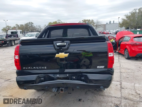 2013 Chevrolet Avalanche LT with VIN 3GNMCFE04DG120235, listed as a IAAI auction lot 41739179 with 77,861 mi miles and . Bid and sale history available at DreamBid. Image 16.