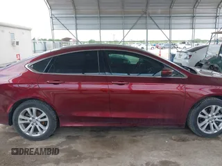 2015 Chrysler 200 Limited z VIN 1C3CCCAB5FN605797, wystawiony jako IAAI lot #42418609 z przebiegiem 93 571 mil mil oraz . Historia ofert i sprzedaży dostępna na DreamBid. Obrazek 14.