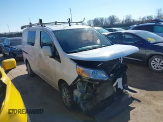 2017 Chevrolet City Express Cargo LT z VIN 3N63M0ZNXHK704675, wystawiony jako IAAI lot #41703442 z przebiegiem 102 867 mil mil oraz . Historia ofert i sprzedaży dostępna na DreamBid. Obrazek 1.