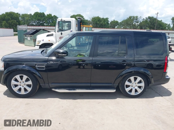 2016 Land Rover LR4 HSE with VIN SALAG2V68GA796101, listed as a IAAI auction lot 42578555 with 132,376 mi miles and . Bid and sale history available at DreamBid. Image 14.